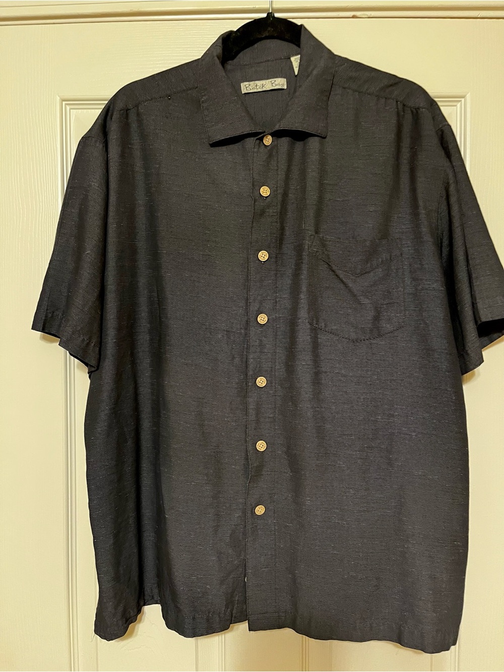 Black Short-Sleeve Button-Down Men's Shirt